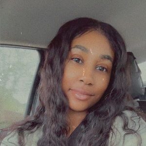 Meet your Posher, Chelsia